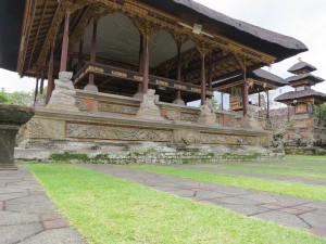 Pura Puseh, Batuan's village temple